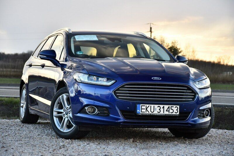 Używany Ford Mondeo 150 KM (110 kW) 2018 Niebieski ciemny (metalik, perła) Kombi