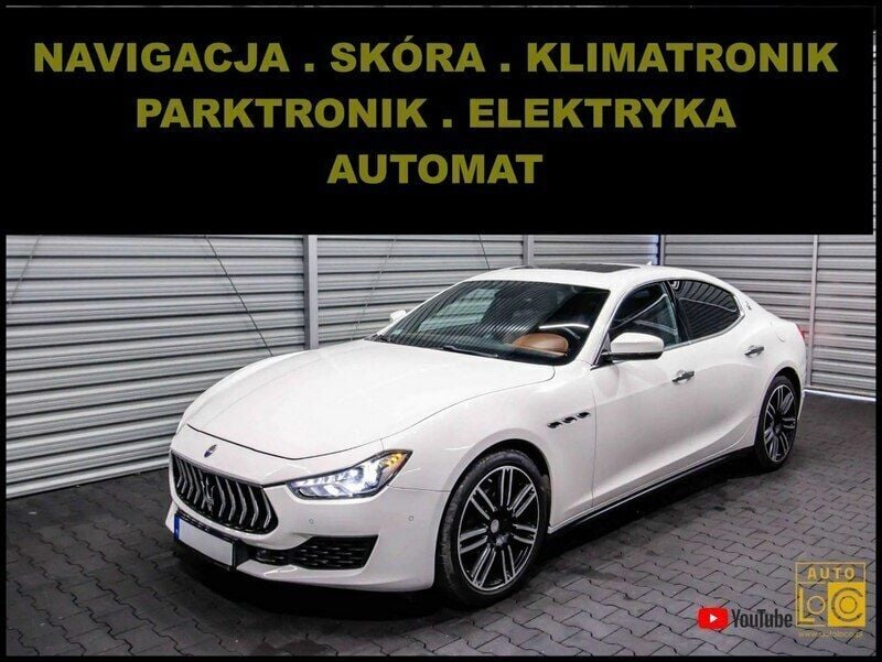 Biały (metalik) Używany 2021 Maserati Ghibli Coupe | 135 555 zł - Obraz 1/4