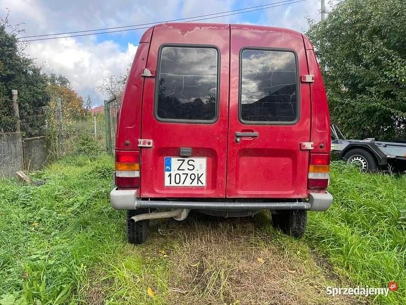 Czerwony Używany 2004 Citroën C15 Van | 3150 zł - Obraz 1/3