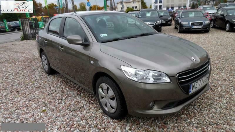 Używany Peugeot 301 72 KM (52 kW) 2013 Beżowy (metalik) Sedan/Limuzyna