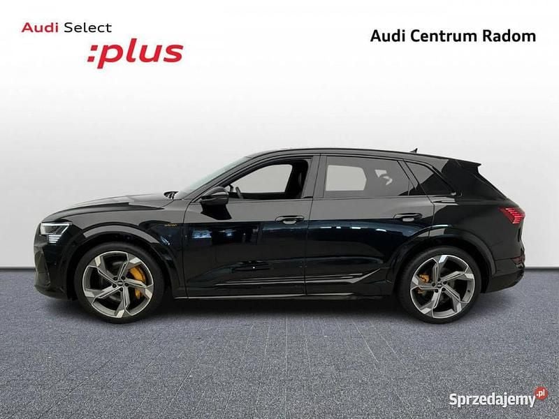 Czarny Używany 2022 Audi e-tron S-Line SUV | 239 980 zł - Obraz 1/4
