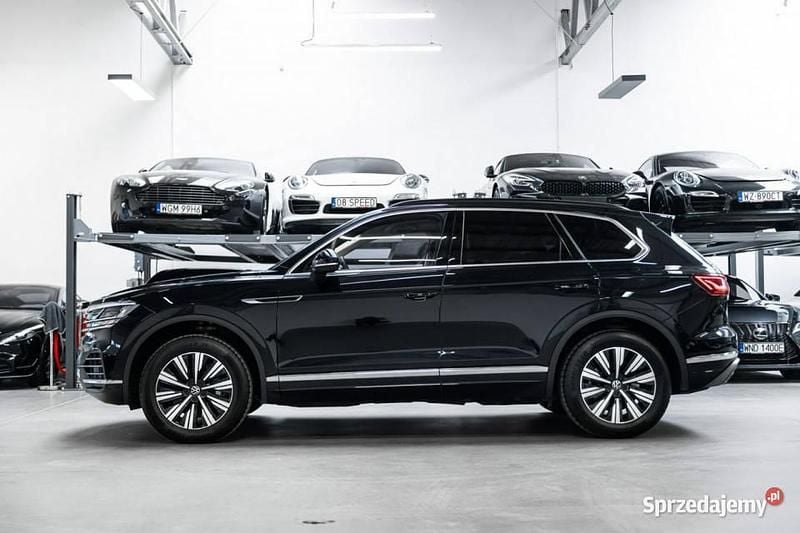 Używany VW Touareg Atmosphere 340 KM (250 kW) 2021 Czarny SUV