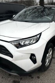 Używany Toyota RAV4 Hybrid 222 KM (163 kW) 2019 Biały SUV