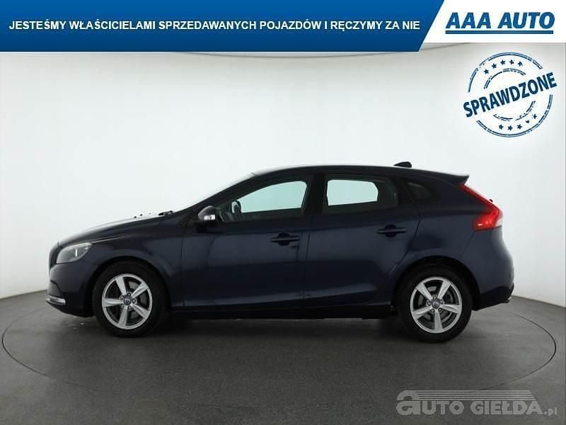 Używany Volvo V40 2015 Błękitny Kombi