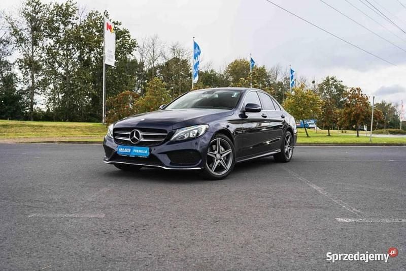 Używany Mercedes C200 184 KM (135 kW) 2016 Niebieski Sedan/Limuzyna
