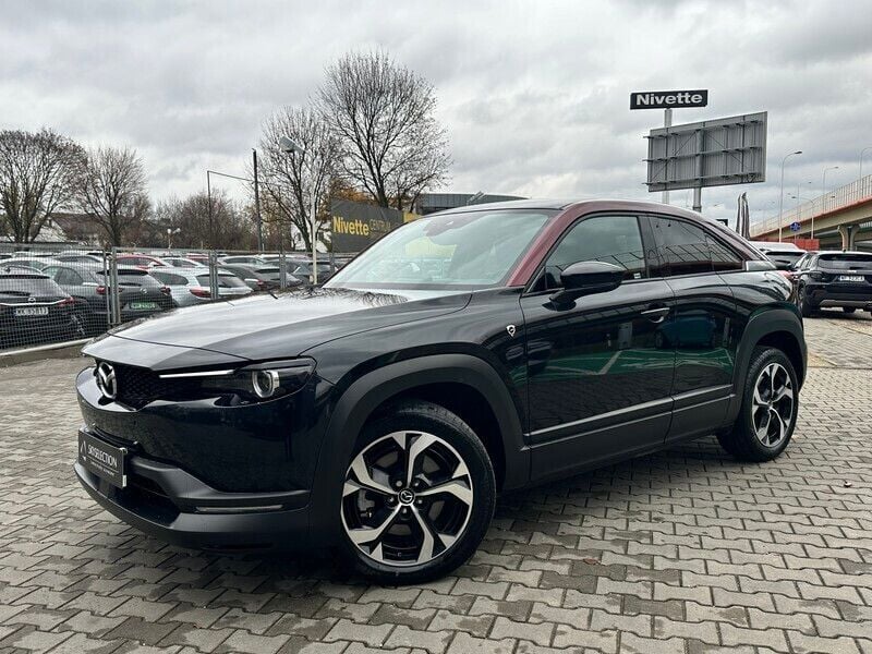 Multitone opera black Używany 2023 Mazda MX30 SUV | 99 900 zł - Obraz 1/4