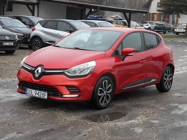 Używany Renault Clio V 90 KM (66 kW) 2020 Bordowy Hatchback