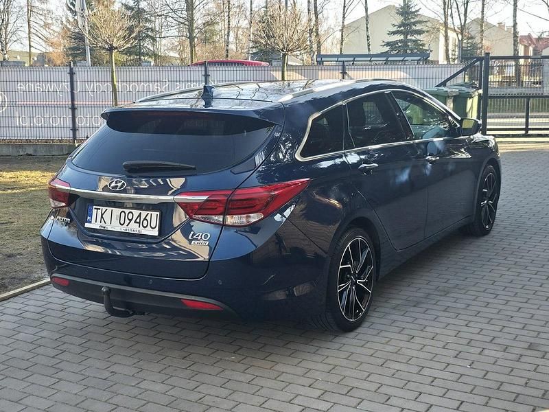 Używany Hyundai i40 136 KM (100 kW) 2019 Niebieski Kombi