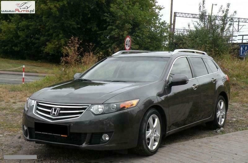 Używany Honda Accord Executive 107 KM (78 kW) 2008 Beżowy (metalik) Sedan/Limuzyna