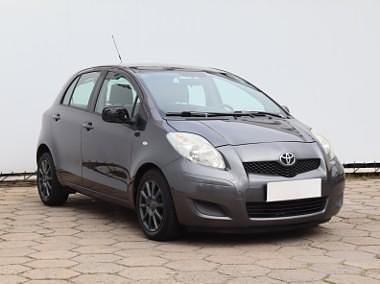 Szary Używany 2009 Toyota Yaris Hatchback | 15 999 zł - Obraz 1/4