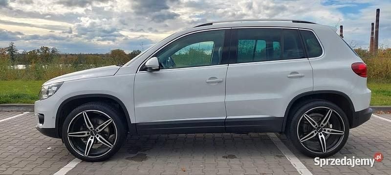Biały Używany 2014 VW Tiguan SUV | 58 500 zł (Uczciwa cena) - Obraz 1/4