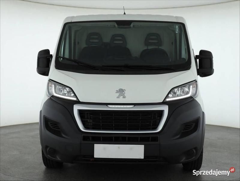 Biały Używany 2016 Peugeot Boxer Van | 36 999 zł (Uczciwa cena) - Obraz 1/4