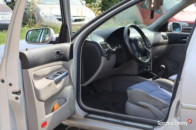 Szary Używany 1999 VW Golf IV Hatchback | 1500 zł (Dobra cena) - Obraz 1/4
