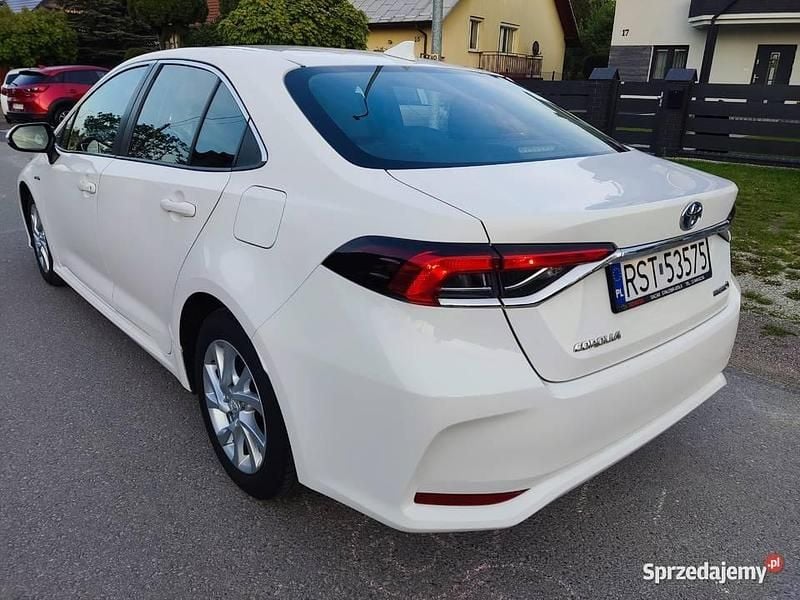 Używany Toyota Corolla 122 KM (89 kW) 2019