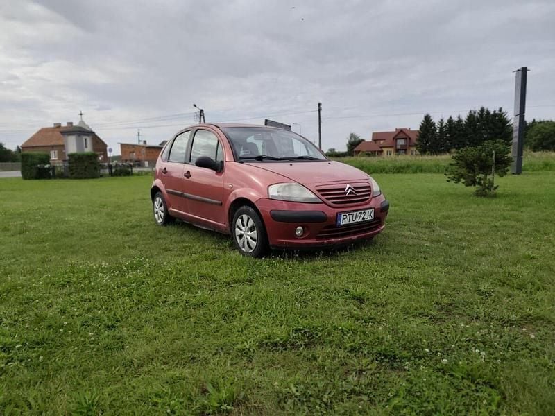 Używany Citroën C3 2003 Czerwony Hatchback