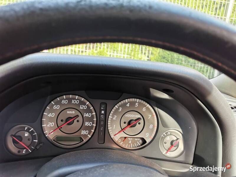 Używany Nissan Skyline 1998 Srebrny Coupe