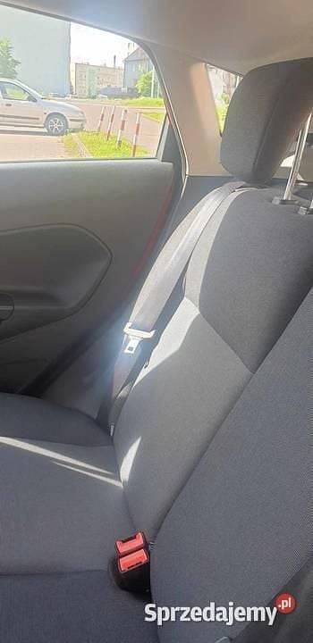 Czerwony Używany 2017 Ford Fiesta Hatchback | 22 500 zł (Uczciwa cena) - Obraz 1/4