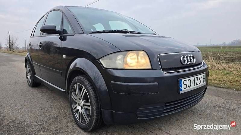 Czarny Używany 2002 Audi A2 Hatchback | 8500 zł - Obraz 1/4