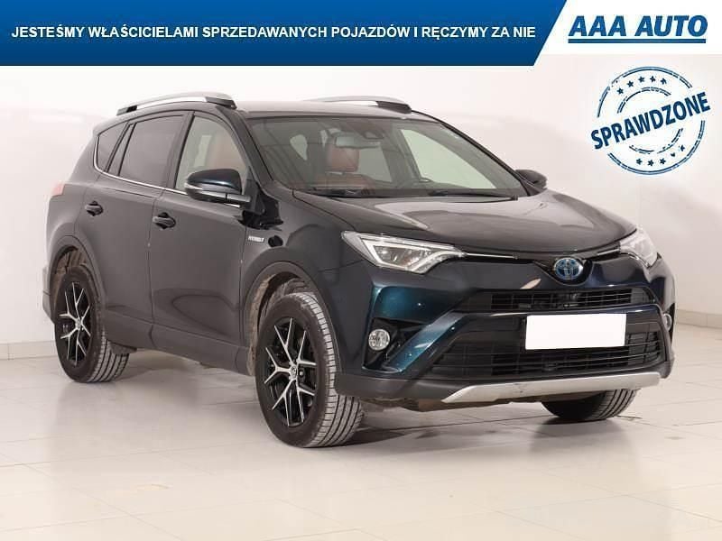 Używany Toyota RAV4 197 KM (144 kW) 2017 Czarny SUV
