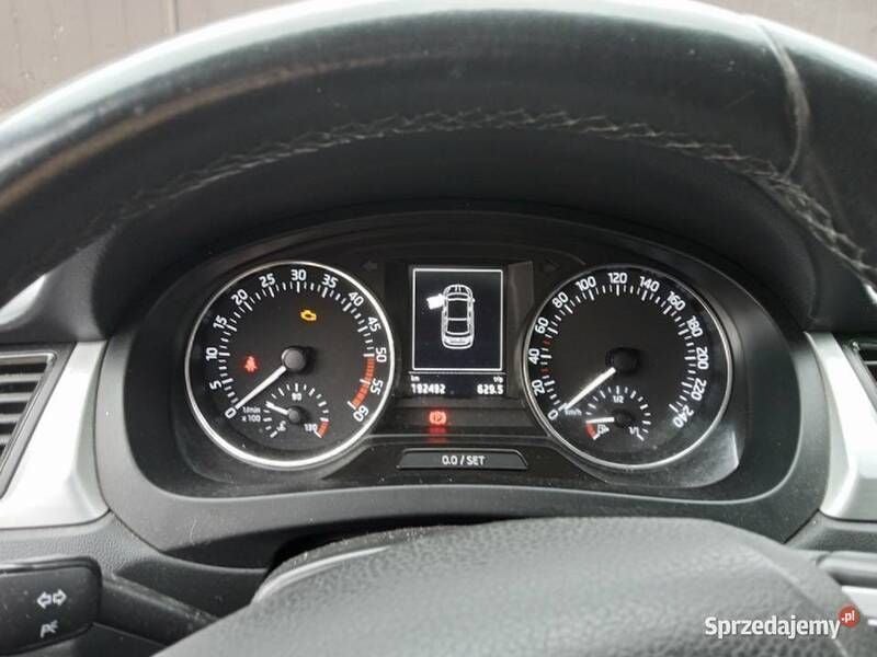 Używany 2015 Skoda Rapid Sedan/Limuzyna | 33 000 zł - Obraz 1/2