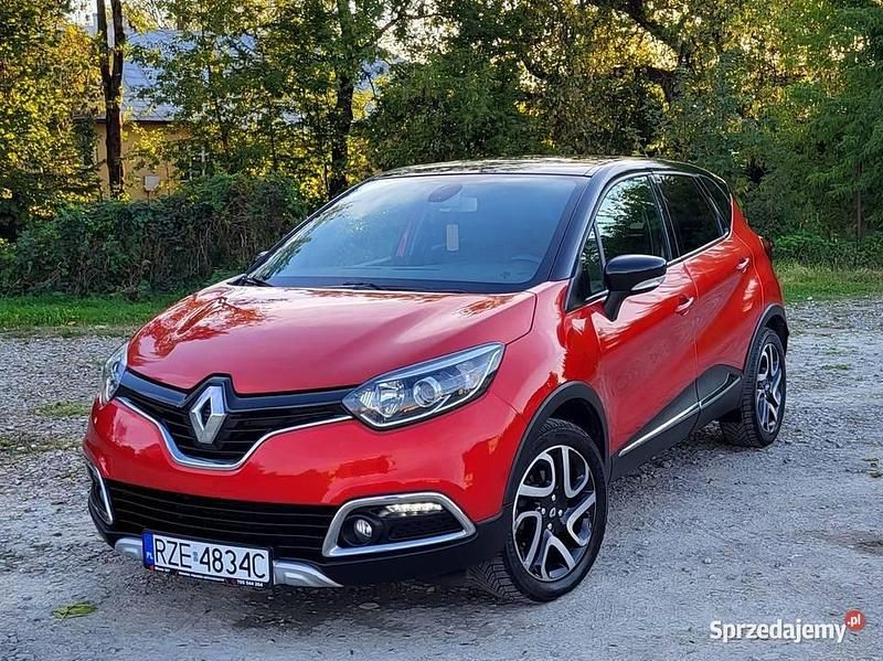 Czerwony Używany 2015 Renault Captur SUV | 36 900 zł (Uczciwa cena) - Obraz 1/4