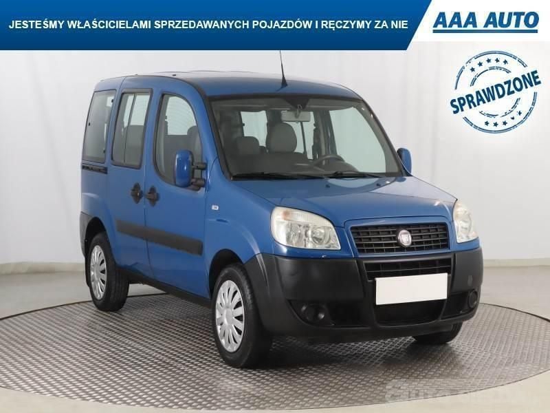 Błękitny Używany 2007 Fiat Doblò Minivan | 15 999 zł - Obraz 1/4
