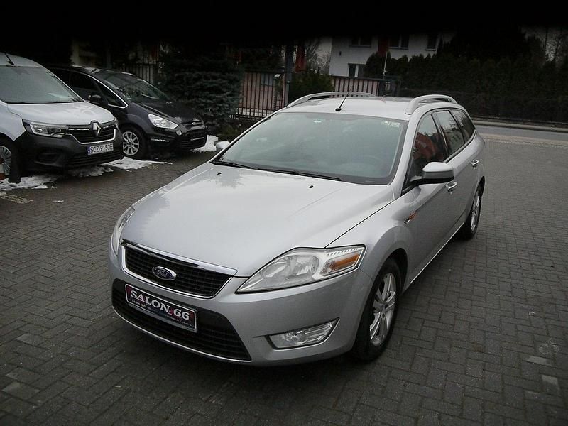 Używany Ford Mondeo 140 KM (102 kW) 2009 Srebrny Kombi