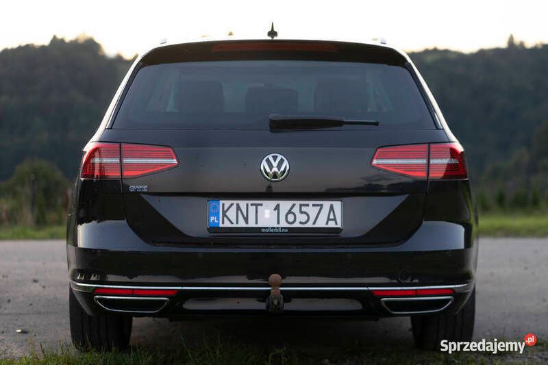 Czarny Używany 2017 VW Passat Sedan/Limuzyna | 89 900 zł - Obraz 1/4