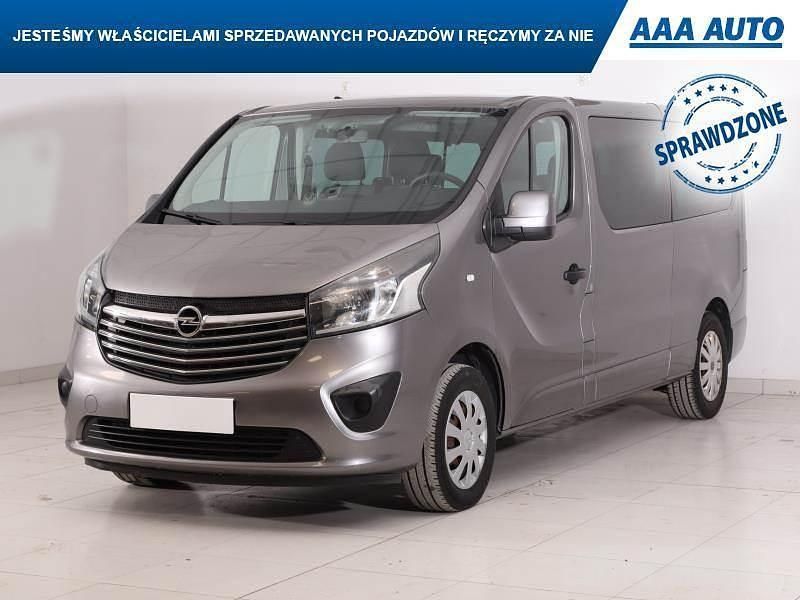 Używany Opel Vivaro 2017 Szary Minivan