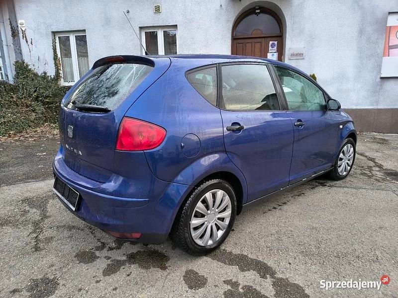 Używany Seat Altea 102 KM (75 kW) 2006 Niebieski Minivan
