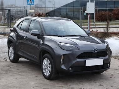 Używany Toyota Yaris Cross 116 KM (85 kW) 2022 Szary SUV