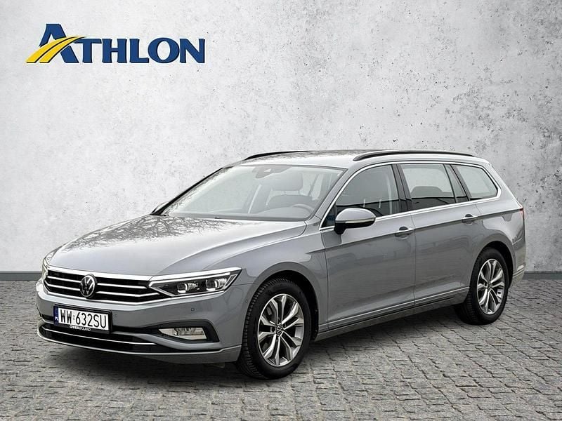 Szary Używany 2021 VW Passat Kombi | 87 800 zł (Drogi) - Obraz 1/4