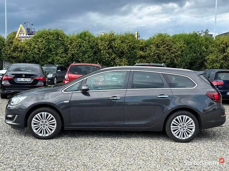 Brązowy Używany 2013 Opel Astra Kombi | 24 990 zł (Dobra cena) - Obraz 1/4
