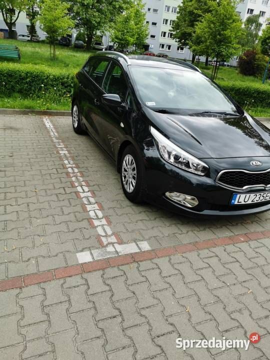 Czarny Używany 2013 Kia Ceed Kombi | 27 000 zł (Dość drogi) - Obraz 1/4