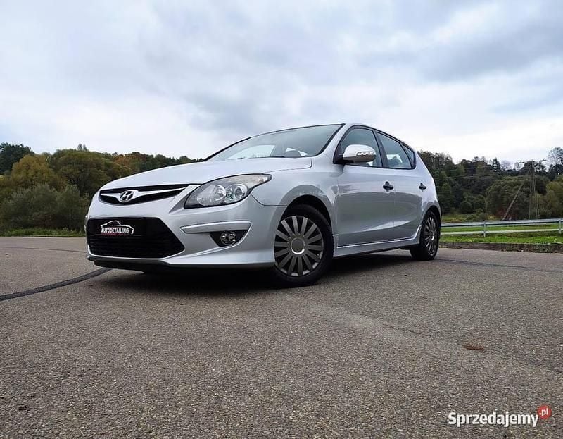 Srebrny Używany 2011 Hyundai i30 Hatchback | 17 500 zł (Uczciwa cena) - Obraz 1/4