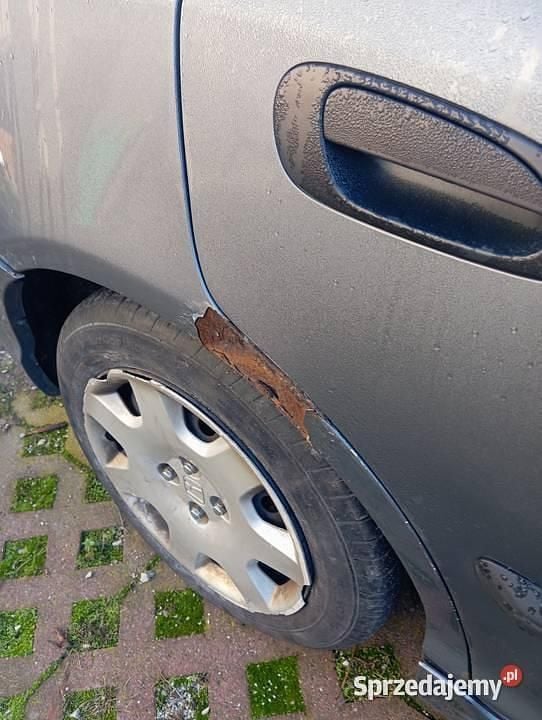 Używany 2005 Honda Civic | 1500 zł (Dobra cena) - Obraz 1/4