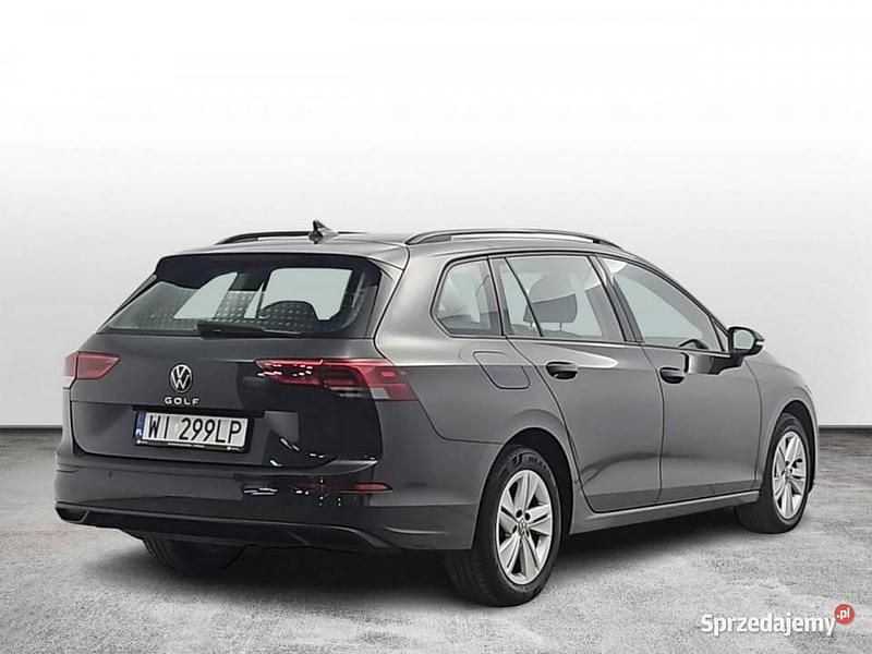 Używany VW Golf VIII Life 115 KM (84 kW) 2021 Szary Kombi