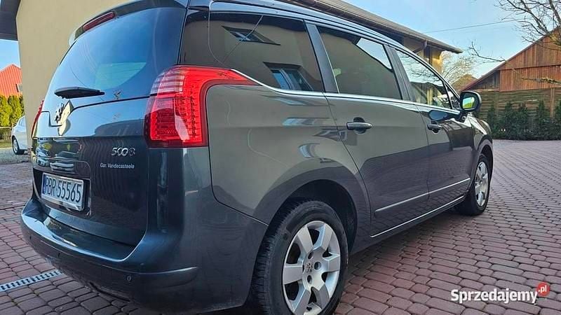 Używany Peugeot 5008 2012 Szary Minivan