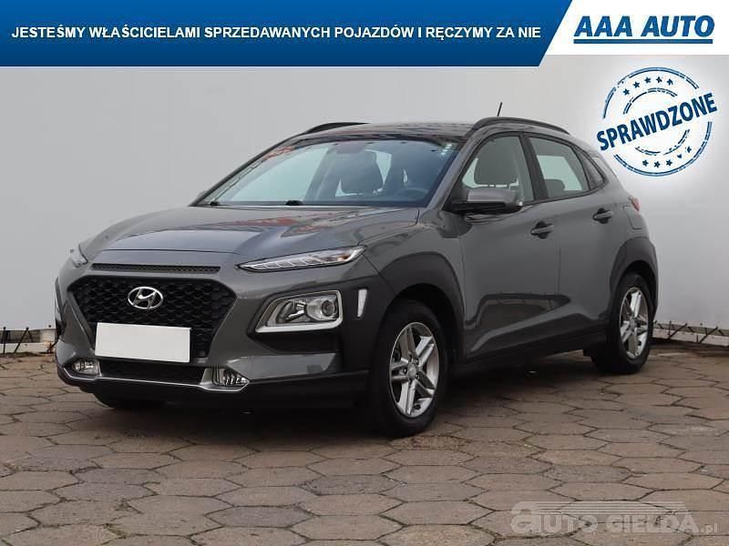 Używany Hyundai Kona 120 KM (88 kW) 2020 Szary SUV
