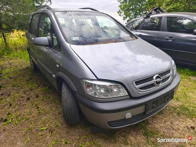 Używany Opel Zafira 2004 Minivan