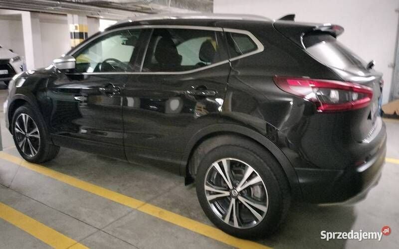 Używany Nissan Qashqai 2018 Czarny SUV