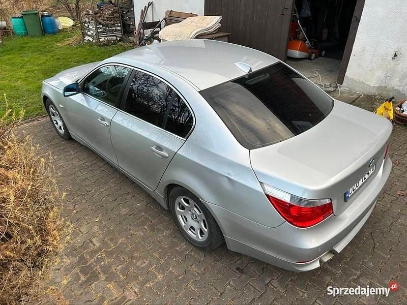 Używany BMW 520 2006 Srebrny Sedan/Limuzyna
