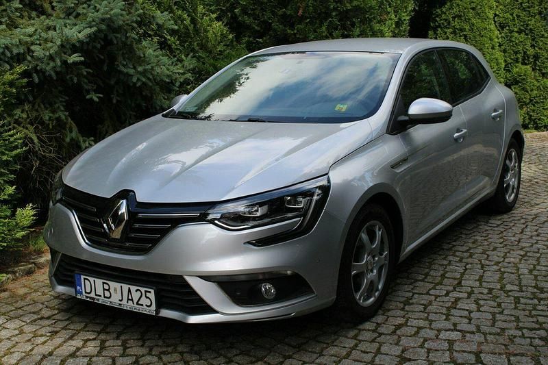 Srebrny Używany 2018 Renault Mégane IV SE Hatchback | 36 700 zł (Uczciwa cena) - Obraz 1/4