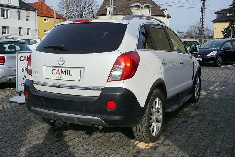 Używany Opel Antara 184 KM (135 kW) 2014 Biały SUV