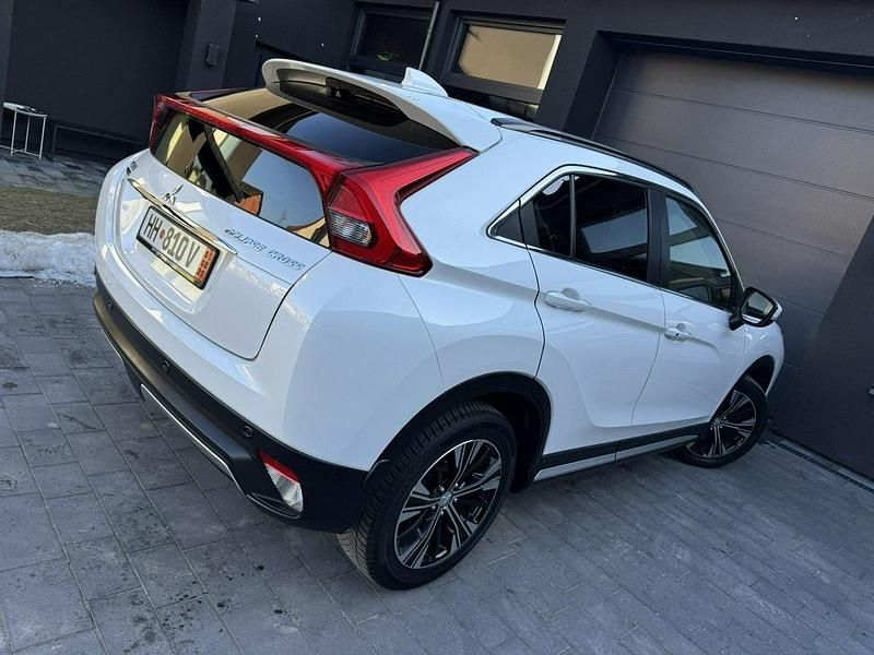 Używany Mitsubishi Eclipse Cross Edition 163 KM (119 kW) 2019 Biały SUV