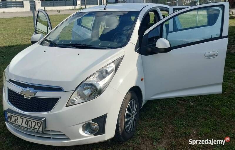 Biały Używany 2011 Chevrolet Spark LS Hatchback | 15 500 zł (Dość drogi) - Obraz 1/4