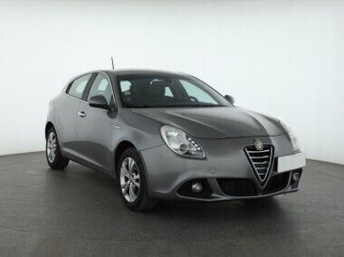 Szary Używany 2014 Alfa Romeo Giulietta Hatchback | 22 999 zł (Dobra cena) - Obraz 1/4