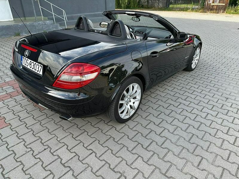 Używany Mercedes SLK200 163 KM (119 kW) 2007 Czarny Kabriolet
