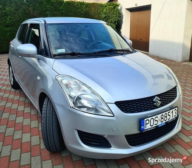Srebrny Używany 2012 Suzuki Swift Hatchback | 21 600 zł (Uczciwa cena) - Obraz 1/4
