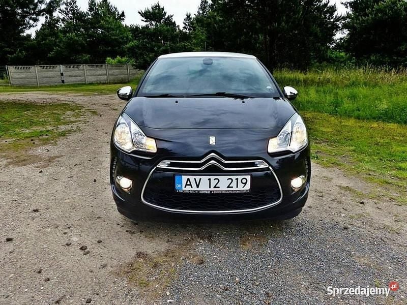 Czarny Używany 2012 Citroën DS3 So Chic Hatchback | 14 990 zł (Dobra cena) - Obraz 1/4